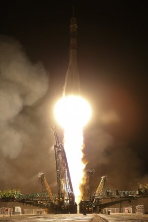 Новый экипаж прибыл на МКС