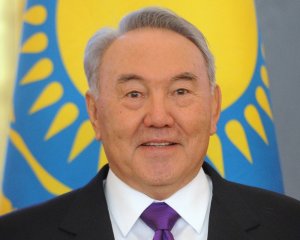 Назарбаев может переписать конституцию Казахстана