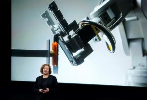 Apple представила робота по разборке iPhone для переработки