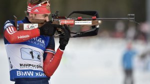 Антон Шипулин выиграл масс-старт "Гонки чемпионов"