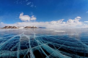 На озере Байкал снова появились кольцевые структуры