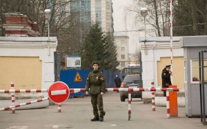 Троих срочников, подозреваемых в убийстве медсестер в Петербурге, задержали на границе с Финляндией
