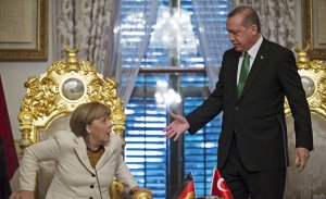 Депутаты Европарламента обвинили Ангелу Меркель в потворстве Эрдогану