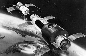 45 лет назад был произведён запуск первой в мире обитаемой орбитальной станции Салют-1
