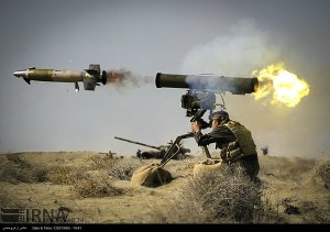 Видео: ПТУР "Корнет", разработанный в тульском КБ приборостроения, принятый на вооружение в 1998 году и захваченный у иракской армии в экспортном варианте боевиками ИГ, разнес турецкий танк