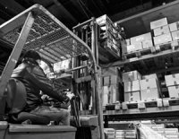 Киев заявил о потере от торговых ограничений России 98 млрд долларов