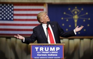 Опрос: около половины американцев готовы голосовать за Трампа, лишь бы не выиграла Клинтон