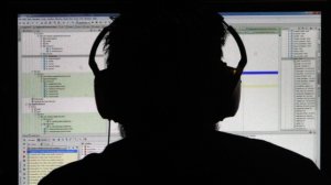 Закон о тотальной слежке принят в первом чтении