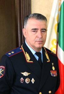 Задержаны четверо пособников боевиков, напавших на КПП в Чечне 9 мая, они дают признательные показания - глава МВД республики