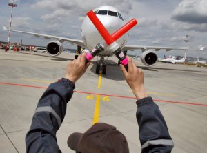 Крушение EgyptAir повлияет на сроки возобновления полетов россиян в Египет (Власти Египта не исключают версии о теракте)