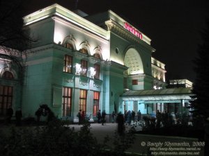 Ополченец Евгений Тинянский: Вместо решения социальных вопросов руководство ДНР устраивает праздники