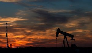 Нефть выше 50 долларов