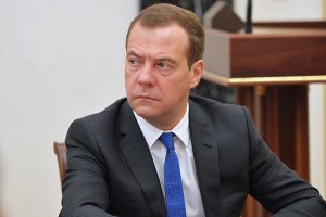 Медведев поручил продлить продэмбарго до конца 2017 года