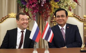 Премьер-министр Таиланда Прают Чан-Оча пообещал российским компаниям налоговые льготы и преференции, предложив им инвестировать в экономику королевства.