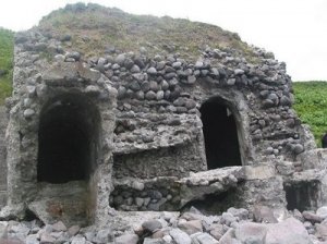 На Курилах восстановили памятник советским воинам