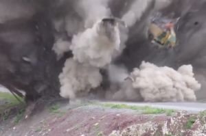 Подрыв турецкого броневика попал на видео