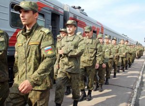 Военные прибыли в Клинцы (В приграничной зоне Брянской области развернута мотострелковая бригада с Урала)