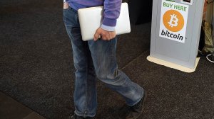 В России отказались от идеи запретить криптовалюту: она станет обычным платежным инструментом