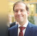 Пусти старых козлов в огород - они всю капусту...