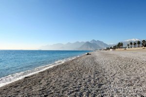 Отсутствие туристов из России является одной из причин упадка туристической отрасли в Турции - президент Всемирного совета по туризму и путешествиям Дэвид Скаусилл