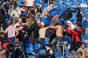 Двое англичан, участвовавших в фанатских беспорядках в Марселе, получили тюремные сроки