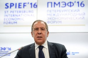 Лавров допускает, что США хотят использовать "ан-Нусру" для свержения Асада и удивлен заявлением Керри о том, что терпение США в отношении Асада на исходе