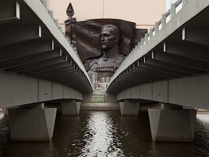 По мосту Кадырова к доске Маннергейма