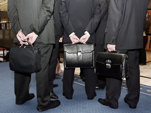 СМИ Латвии обнародовали размеры взяток чиновникам МИДа