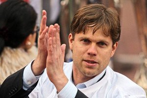 «Позорит всю футбольную братию. Все, кто в футбол в этой стране играет, выглядят засранцами-дармоедами после таких историй… Молодец, Мамаев!» - Владислав Радимов