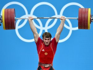 Федерация тяжелой атлетики (IWF) единогласно поддержала дисквалификацию России. Отстранение приведет к недопуску спортсменов на Олимпиаду-2016.