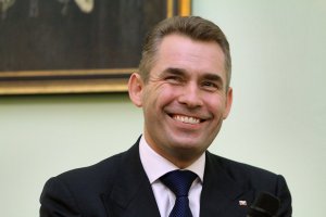 Астахов смутил выжившую в Карелии девочку вопросом «как поплавали?»