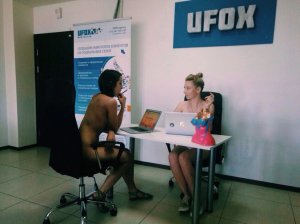 [Пятничное: Раздеваться и работать!] Белорусы массово выкладывают в Сеть голые фото для Лукашенко