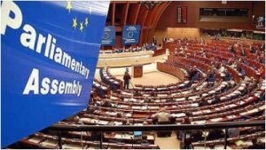 Украина пригрозила ПАСЕ "жесткой реакцией" на заявление о диалоге с Россией