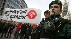 ["А зачем же табуретки ломать?"] Frankfurter Allgemeine: Немцы массово высказались против «устрашения» России