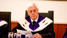 В Австрии суд отменил итоги президентских выборов