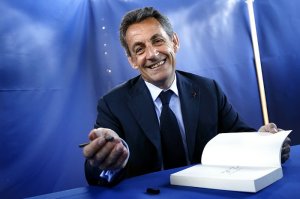 Саркози подтвердил намерение вновь баллотироваться в президенты Франции