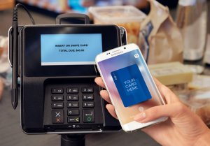 Samsung вступает в сражение с Apple за рынок мобильных платежей