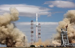 РФ намерена в 2018 г. запустить ракету-носитель, которая составит конкуренцию SpaceX - глава Центра им. Хруничева