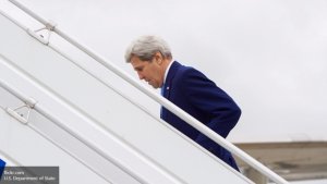 Сатановский: Керри в Москве припомнят американскую ракету, сбившую Российский вертолет в Сирии