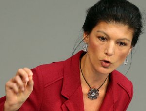 Сара Вагенкнехт о безумии НАТО, Меркель и ЕС [Голос Германии]