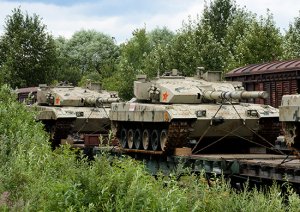 В Подмосковье встретили китайских танкистов, прибывших на Армейские международные игры-2016