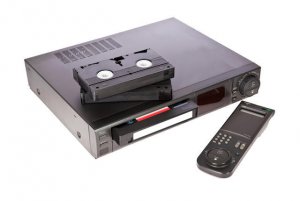 [Ностальгия] Конец эры видеомагнитофонов VHS: Япония выпустит последний