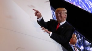 [«Агент Кремля»] Рассуждения Трампа напугали американские СМИ. Журнала Slate: реальным победителем голосования Республиканской партии стал Владимир Путин