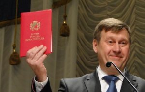 Мэр Новосибирска слезам горожан не верит