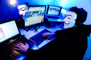 Демократов США вновь атакуют хакеры. В сеть выложены данные почти 200 нынешних и бывших конгрессменов