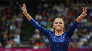 Россиянка Мария Пасека выиграла серебро Олимпиады-2016 в опорном прыжке