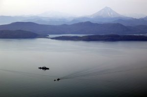 Безымянный остров в Охотском море назвали в честь Пескова