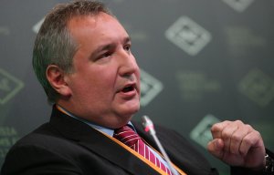 Рогозин назвал Россию "кулаком в горле Запада"