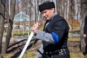 [Еще круче и неожиданней]Людей в цыганском поселке расстрелял известный в Екатеринбурге казак