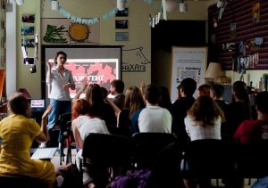 Немцы развивают у россиян «привычку думать» по-украински